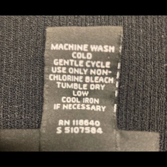 Ladies Top - Picture 4 of 4